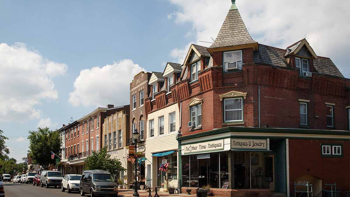9 ways to connect with customers during National Small Business Week